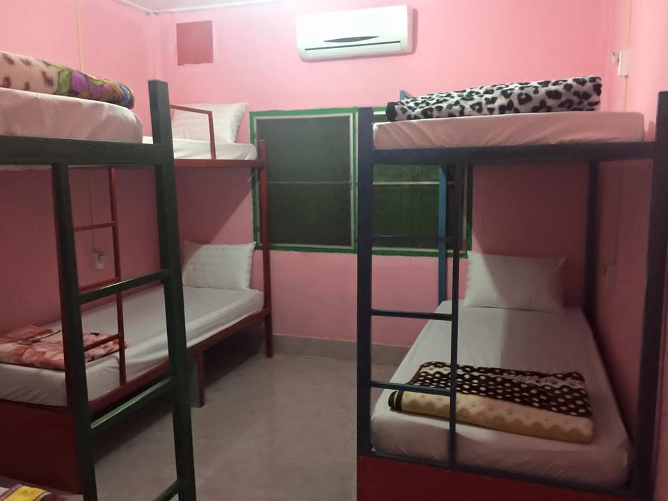Real Vang Vieng Backpacker Hostel ภายนอก รูปภาพ