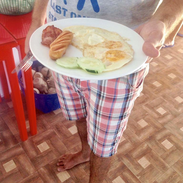 Real Vang Vieng Backpacker Hostel ภายนอก รูปภาพ