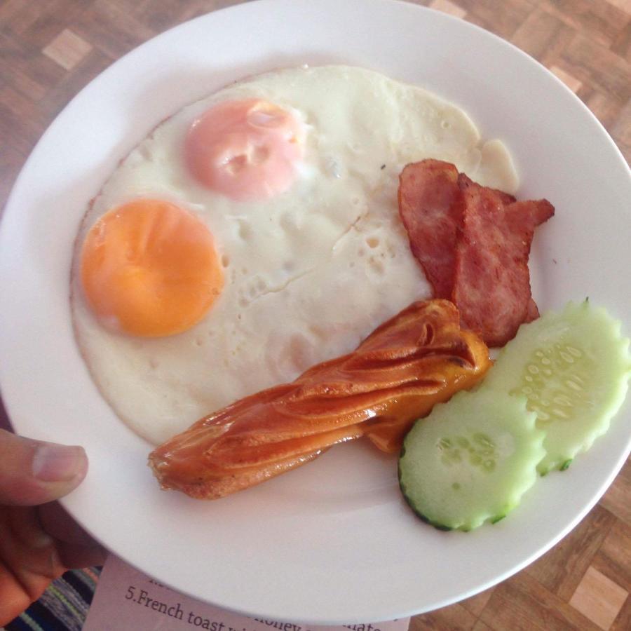 Real Vang Vieng Backpacker Hostel ภายนอก รูปภาพ